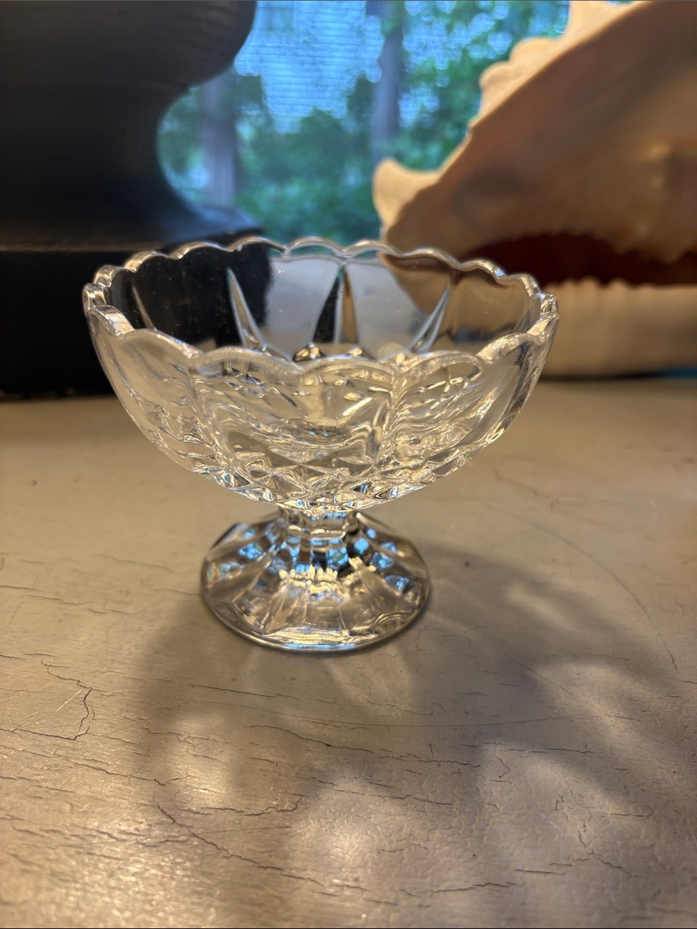 Clear Glass Pedestal Dessert Bowl - Elegant Scalloped Design